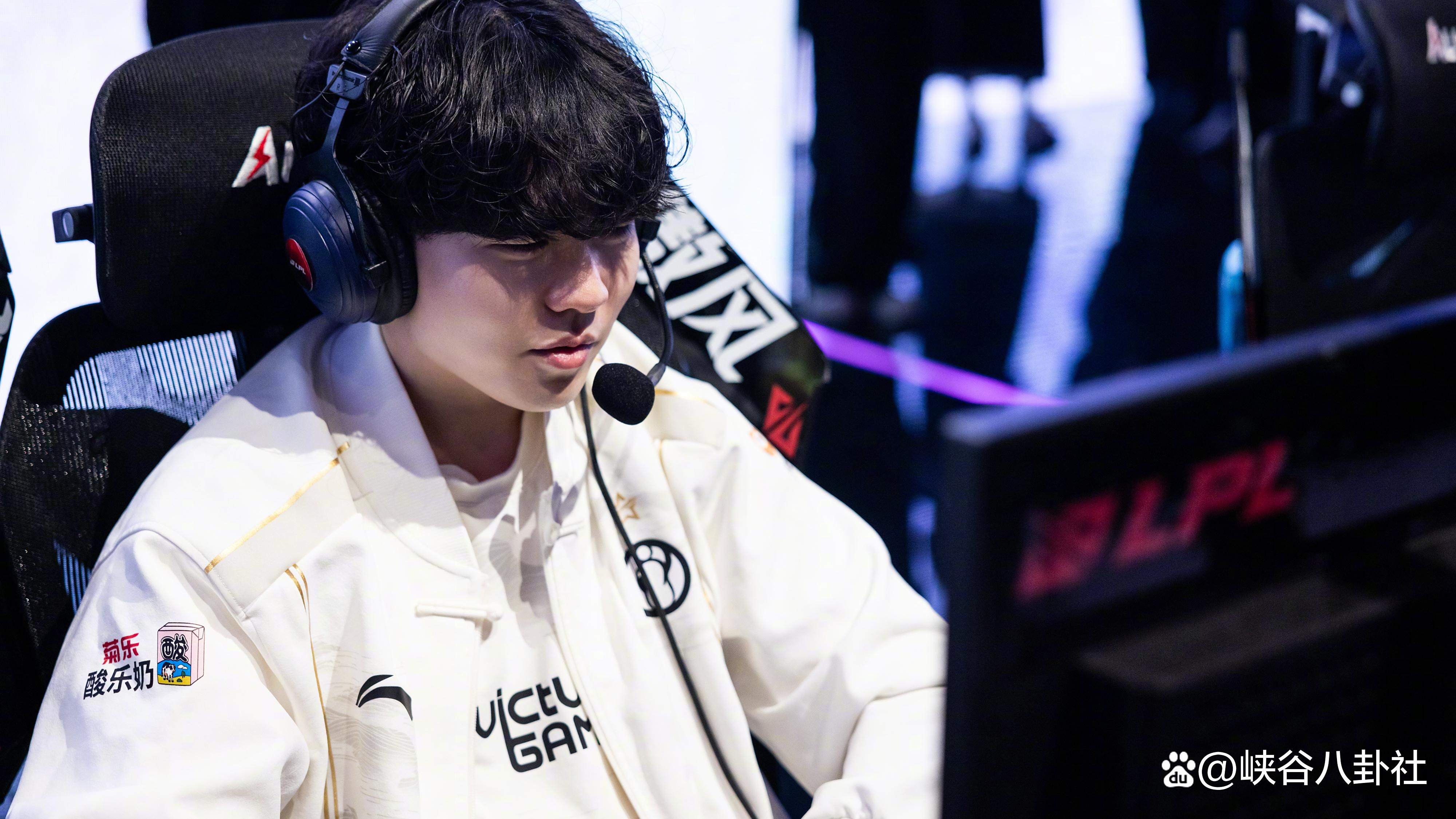 开云首页APPRookie连续七场比赛得分超过问鼎冠军，MAD挑战极限！的简单介绍